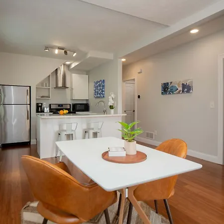 Jennifers Private Apartment With Outdoor Patio Providence Exterior foto