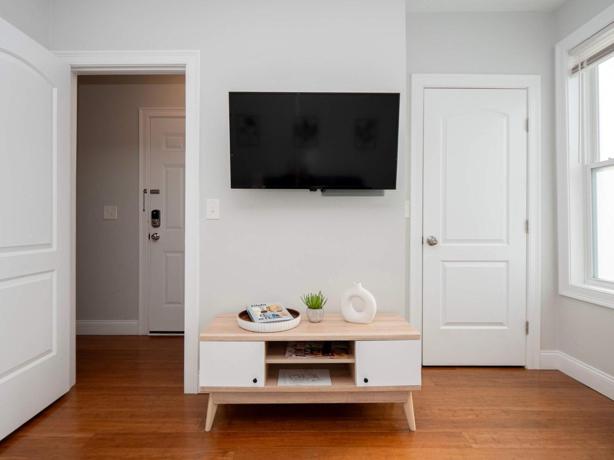 Jennifers Private With Outdoor Patio Appartement Providence